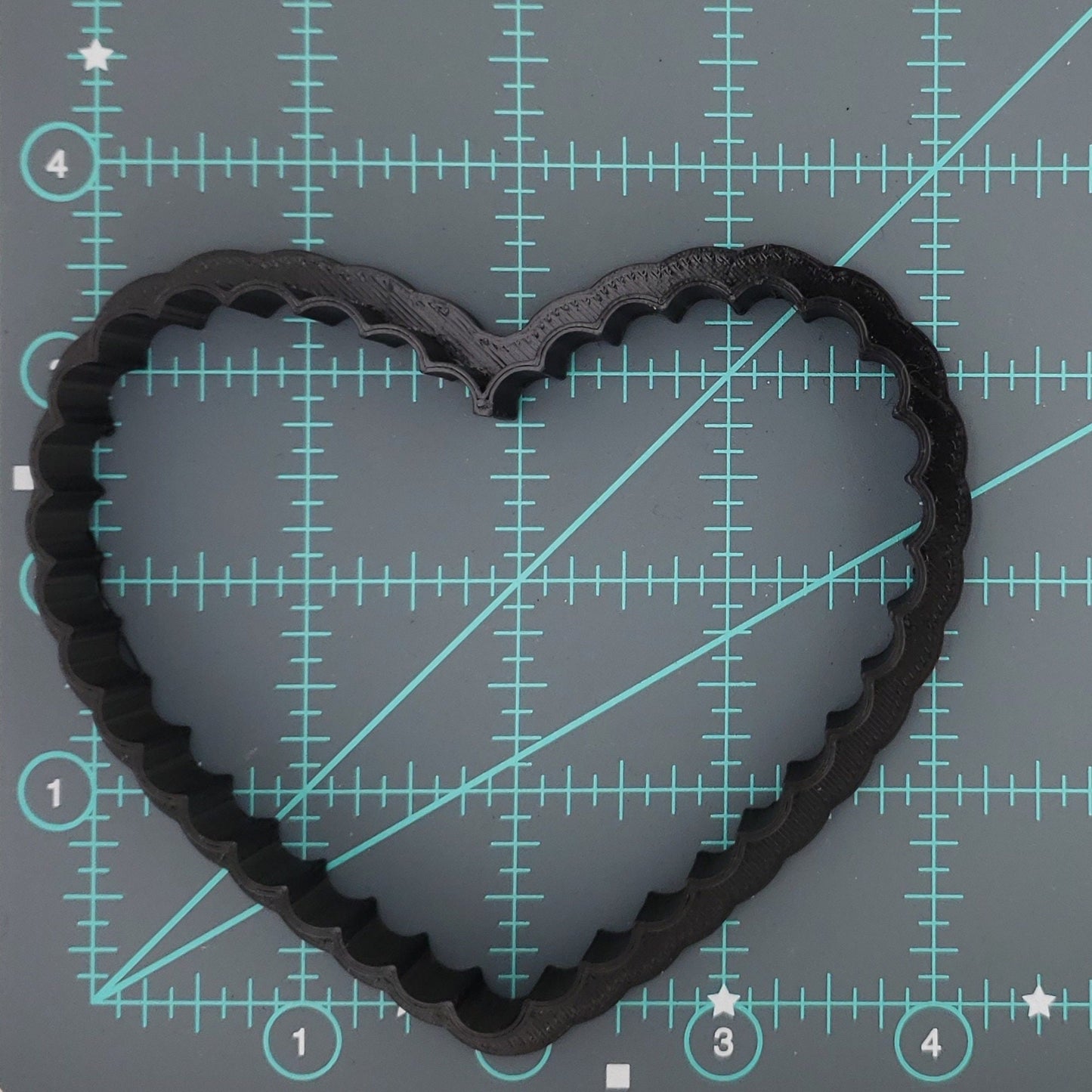 Valentine's Day Scalloped Heart Shaped Plastic Cookie Cutter - Polymer Clay Cutter - Fondant Cutter - Craft Cutters - 3d Printed Cutter