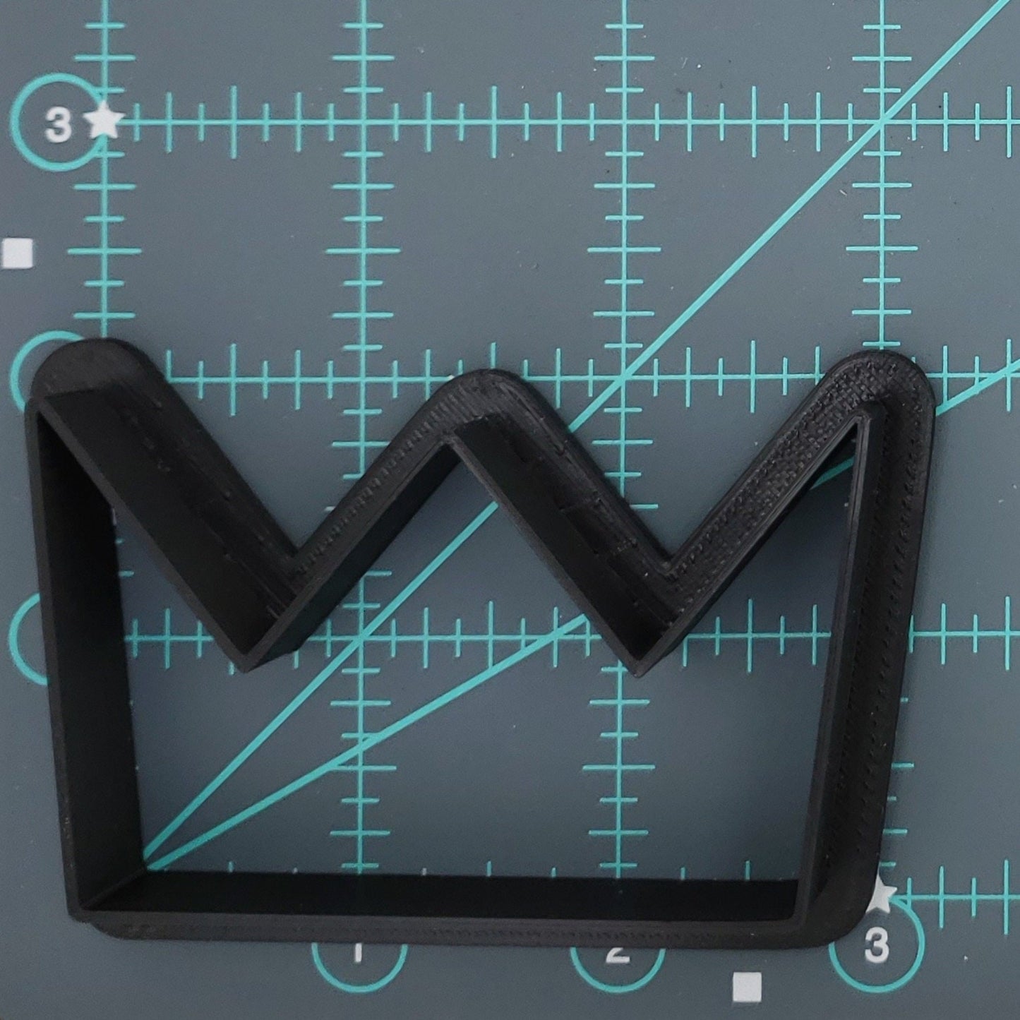 Simple Crown Shape Plastic Cookie Cutter - Polymer Clay Cutter - Fondant Cutter - Craft Cutters - 3d Printed Cookie Cutter