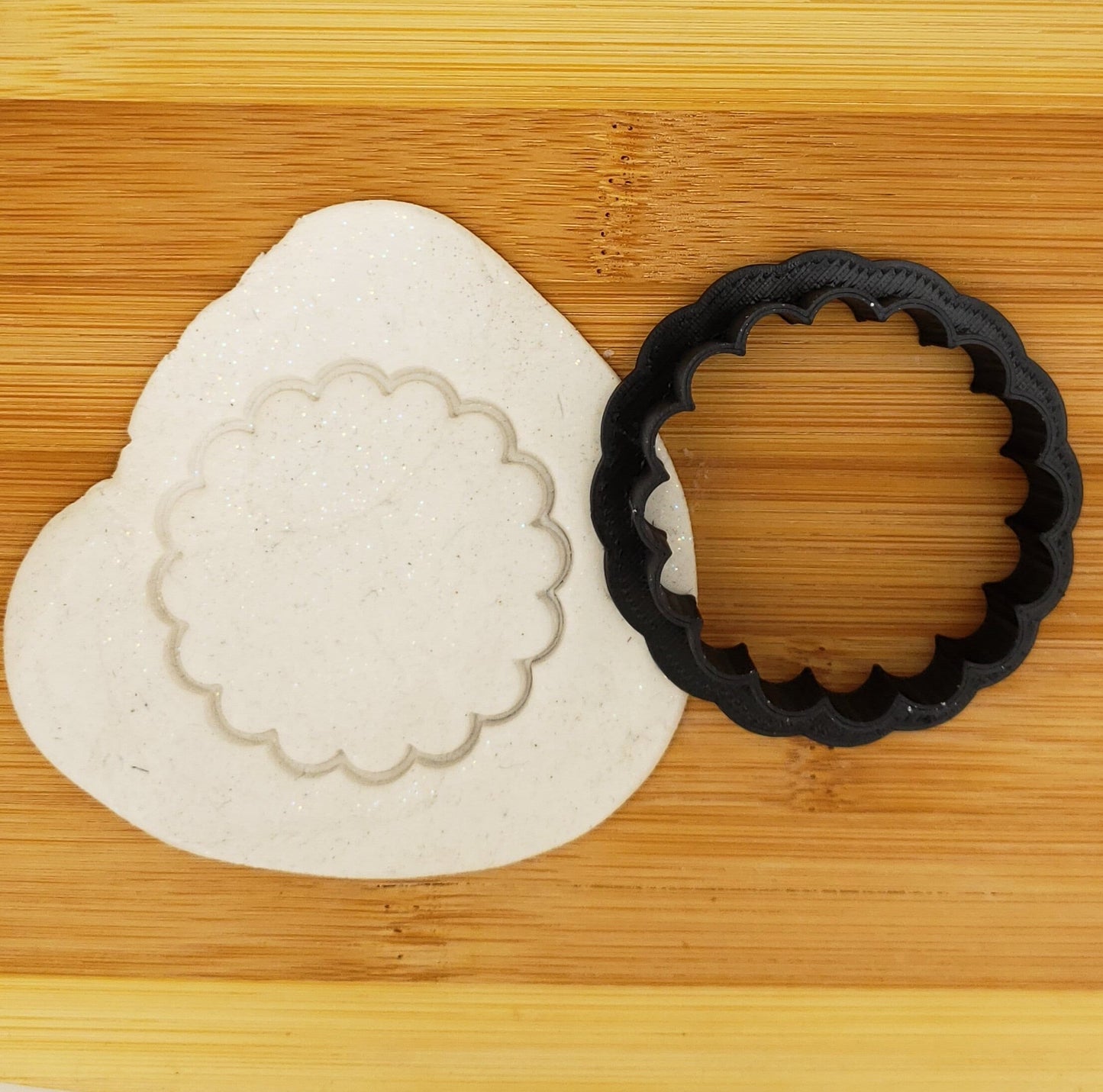 Scalloped Circle Shaped Plastic Cookie Cutter - Polymer Clay Cutter - Fondant Cutter - Craft Cutters - 3d Printed Cookie Cutter