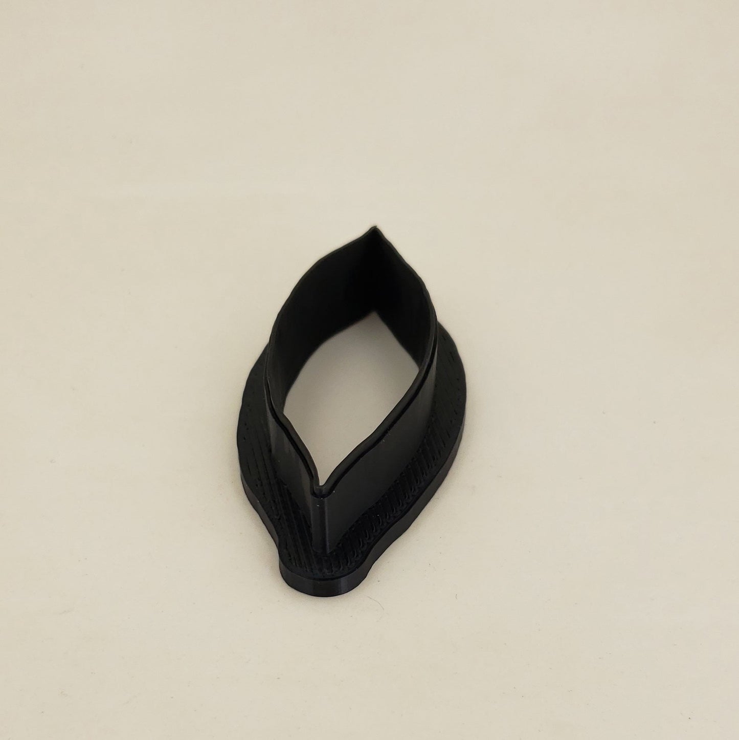 Simple Leaf Shaped Plastic Cookie Cutter - Polymer Clay Cutter - Fondant Cutter - Craft Cutters - 3d Printed Cookie Cutter