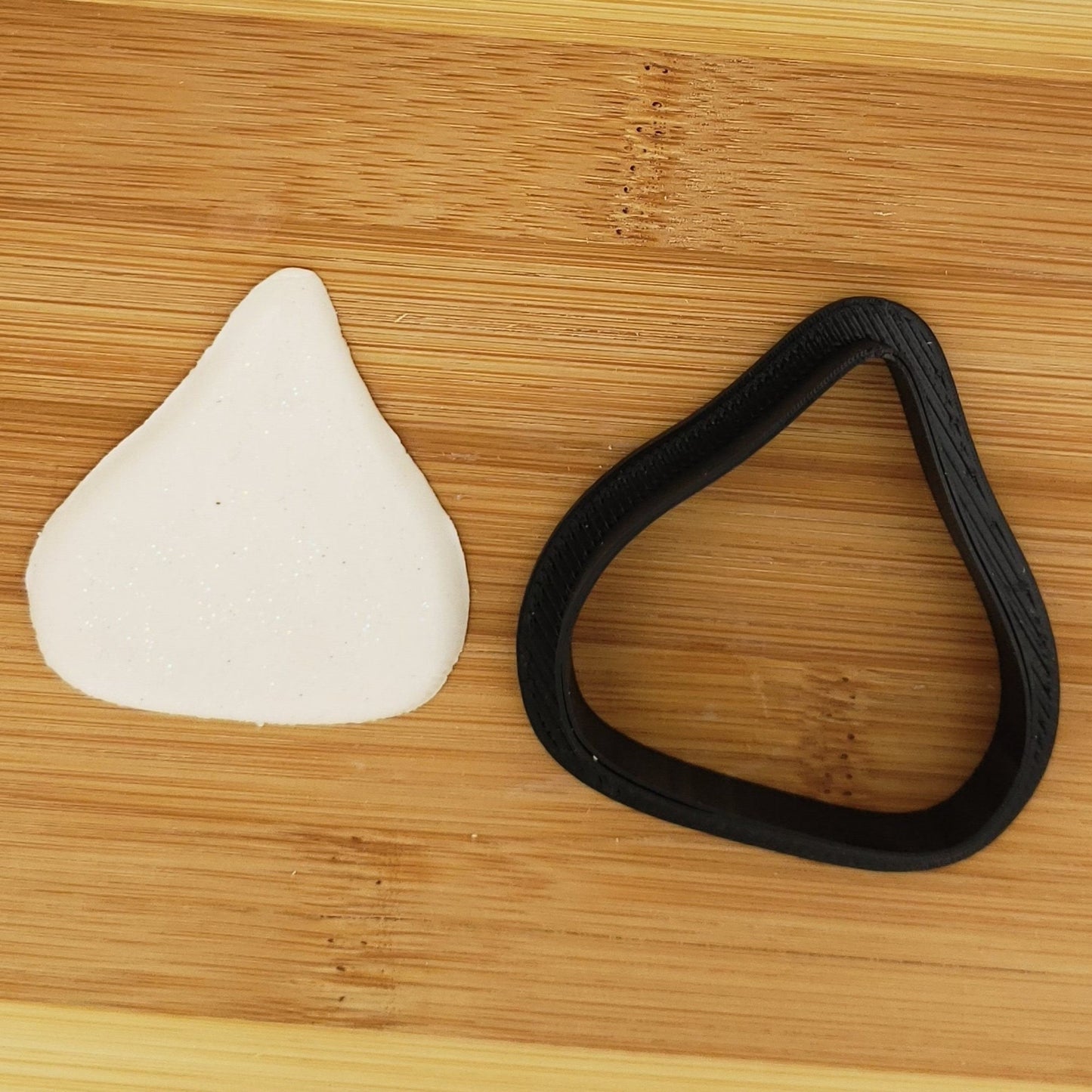 Valentines Day Chocolate Kiss Shaped Plastic Cookie Cutter - Polymer Clay Cutter - Fondant Cutter - Craft Cutters - 3d Printed Cookie Cutter