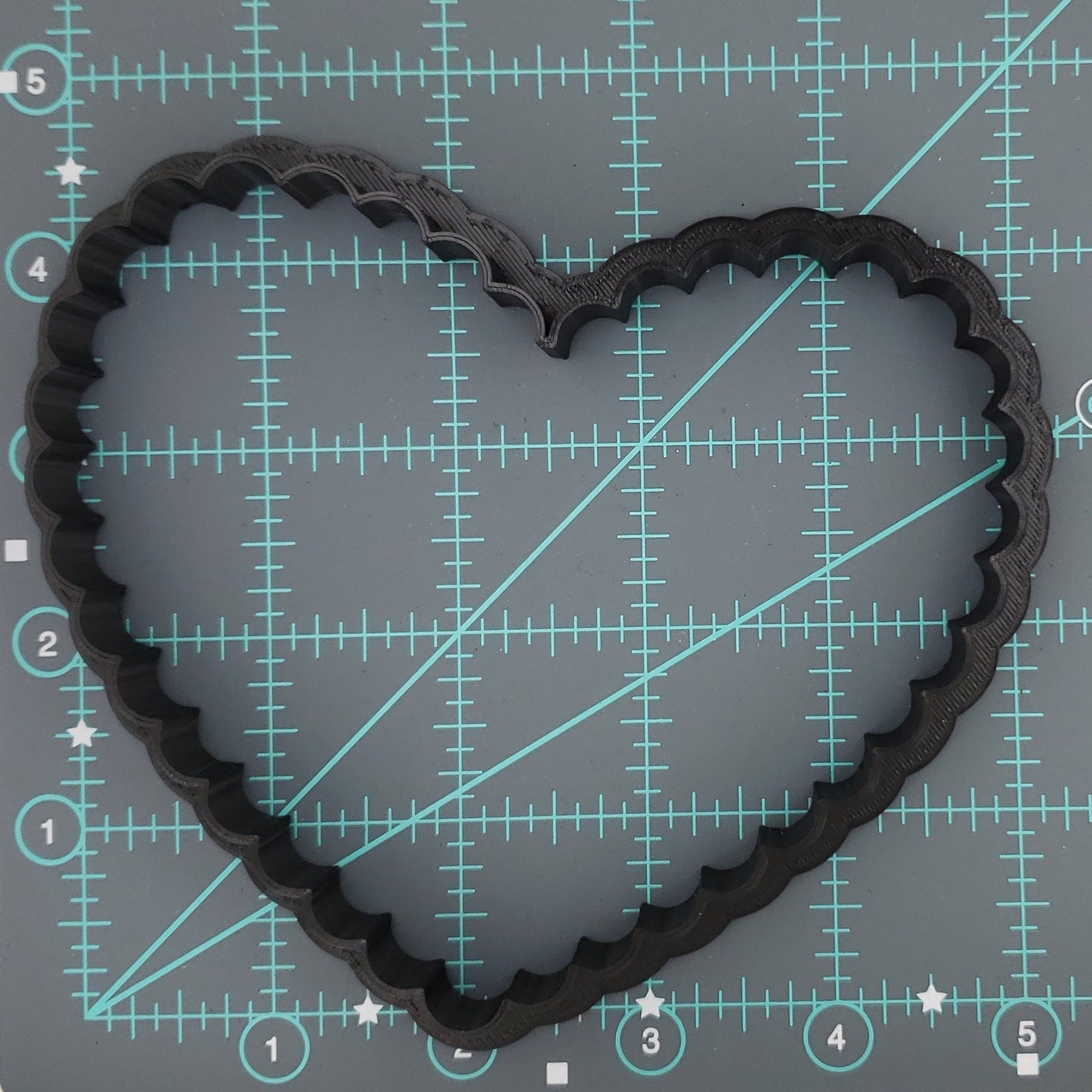 Valentine's Day Scalloped Heart Shaped Plastic Cookie Cutter - Polymer Clay Cutter - Fondant Cutter - Craft Cutters - 3d Printed Cutter