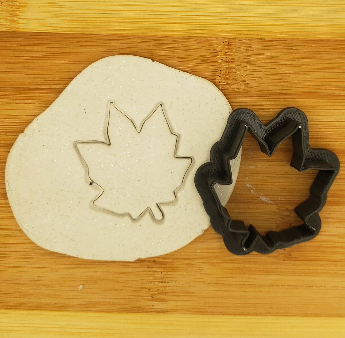 Maple Leaf Shaped Plastic Cookie Cutter - Fall Cookie Cutter - Plant Shape Cutters - Polymer Clay Cutter - Craft Cutters - 3d Printed Cutter