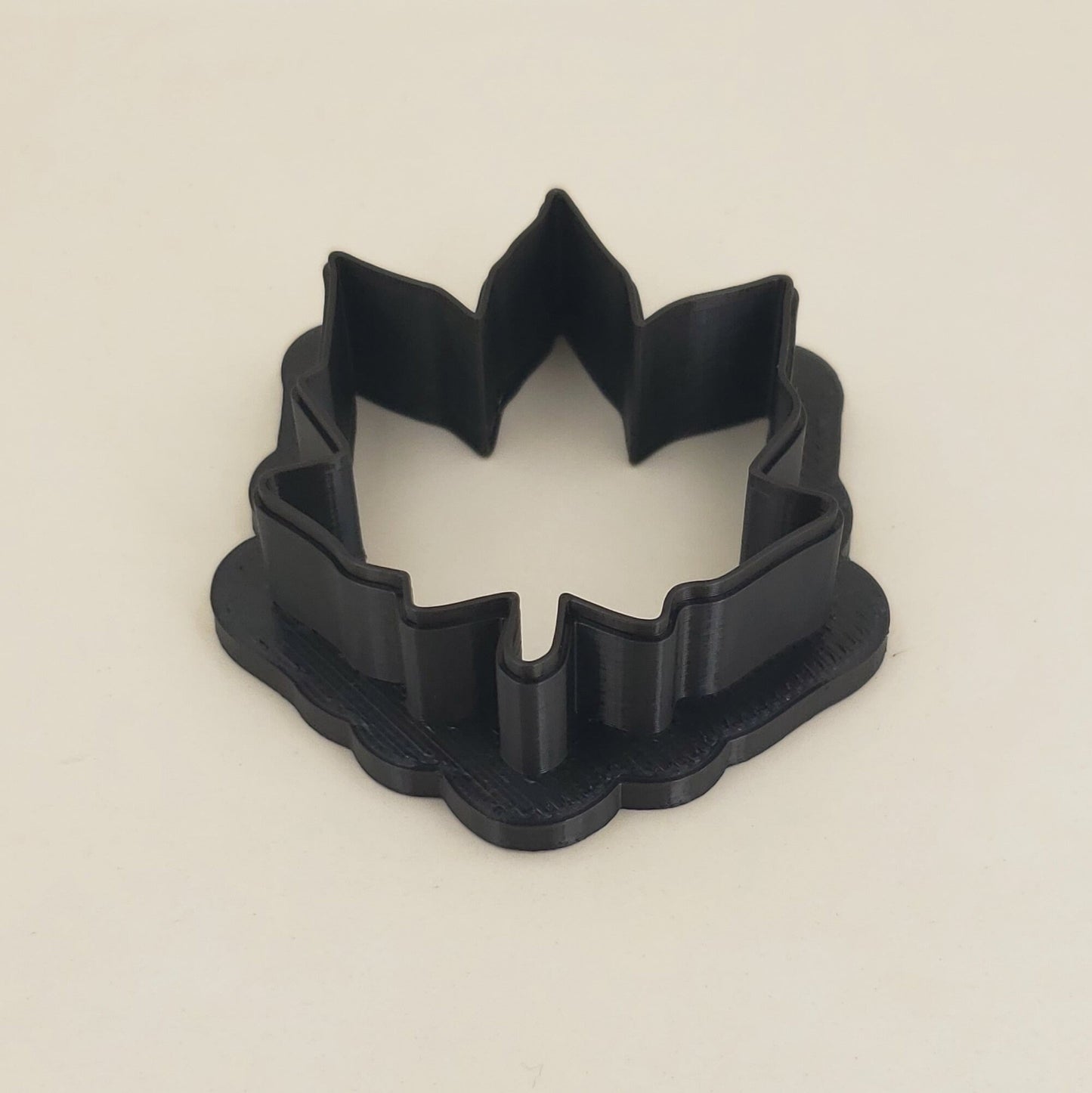 Maple Leaf Shaped Plastic Cookie Cutter - Fall Cookie Cutter - Plant Shape Cutters - Polymer Clay Cutter - Craft Cutters - 3d Printed Cutter