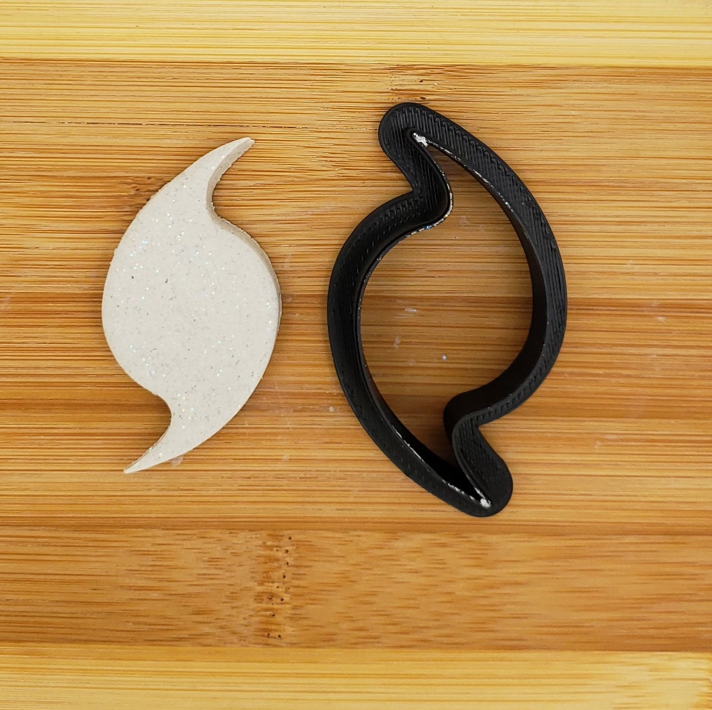 Hurricane Symbol Shaped Plastic Cookie Cutter - Polymer Clay Cutter - Fondant Cutter - Craft Cutters - 3d Printed Cookie Cutter