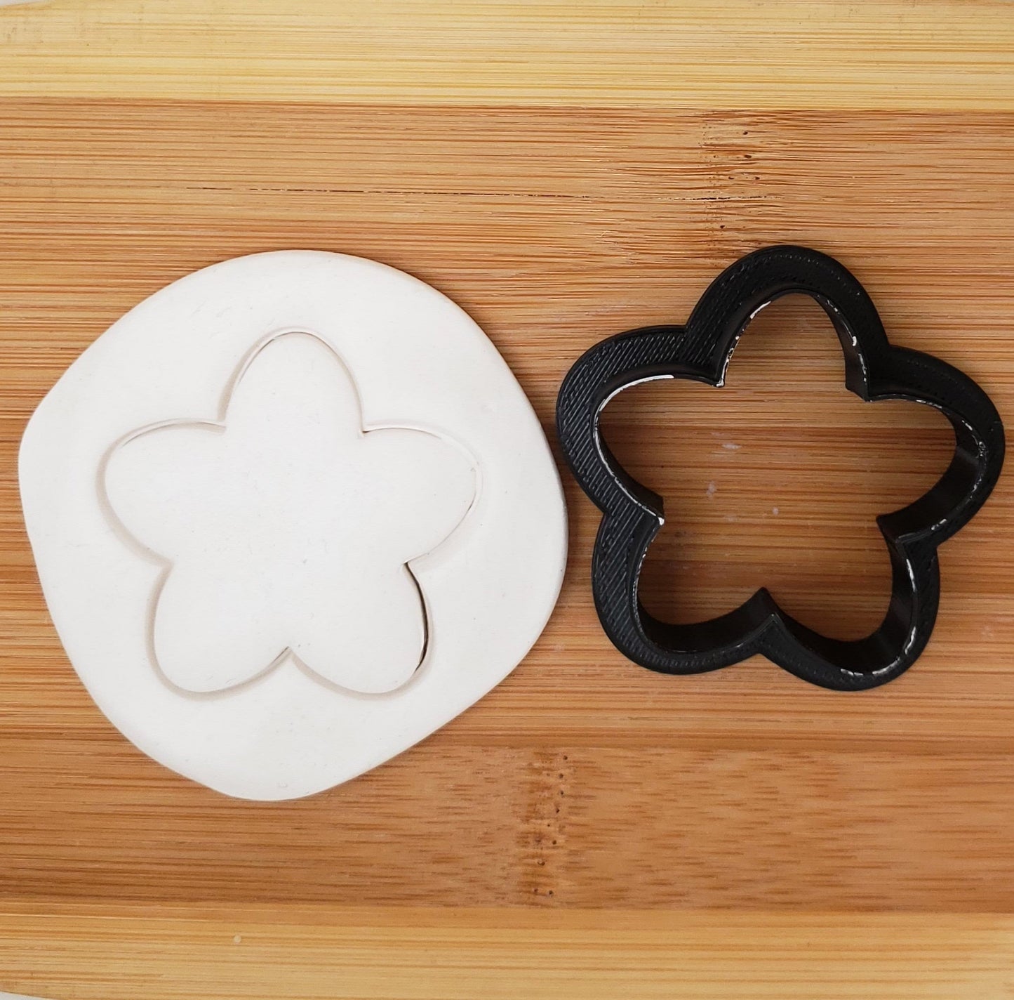 Flower Shaped Plastic Cookie Cutter #2