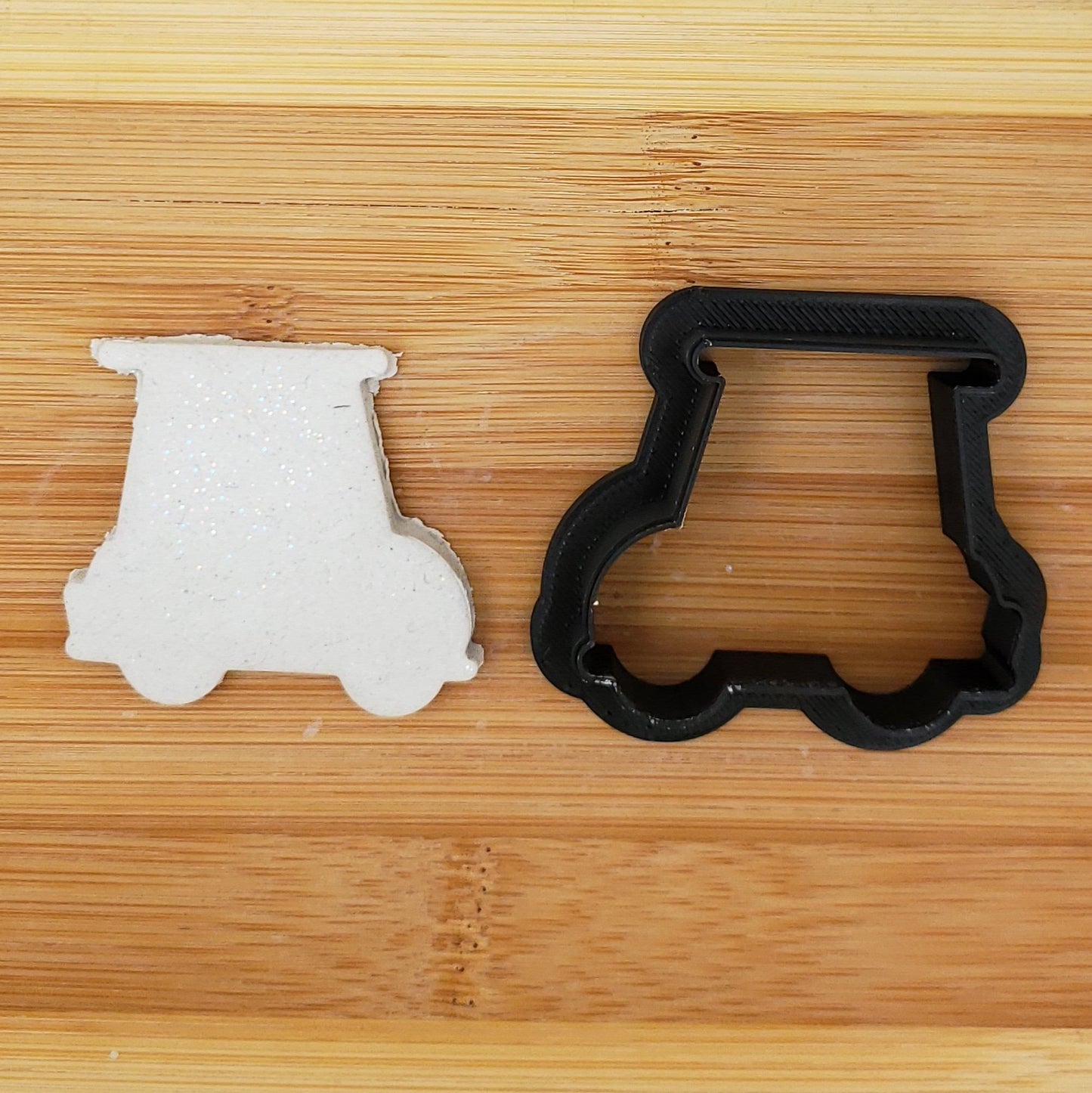 Golf Cart Shaped Plastic Cookie Cutter - Polymer Clay Cutter - Fondant Cutter - Craft Cutters - 3d Printed Cookie Cutter
