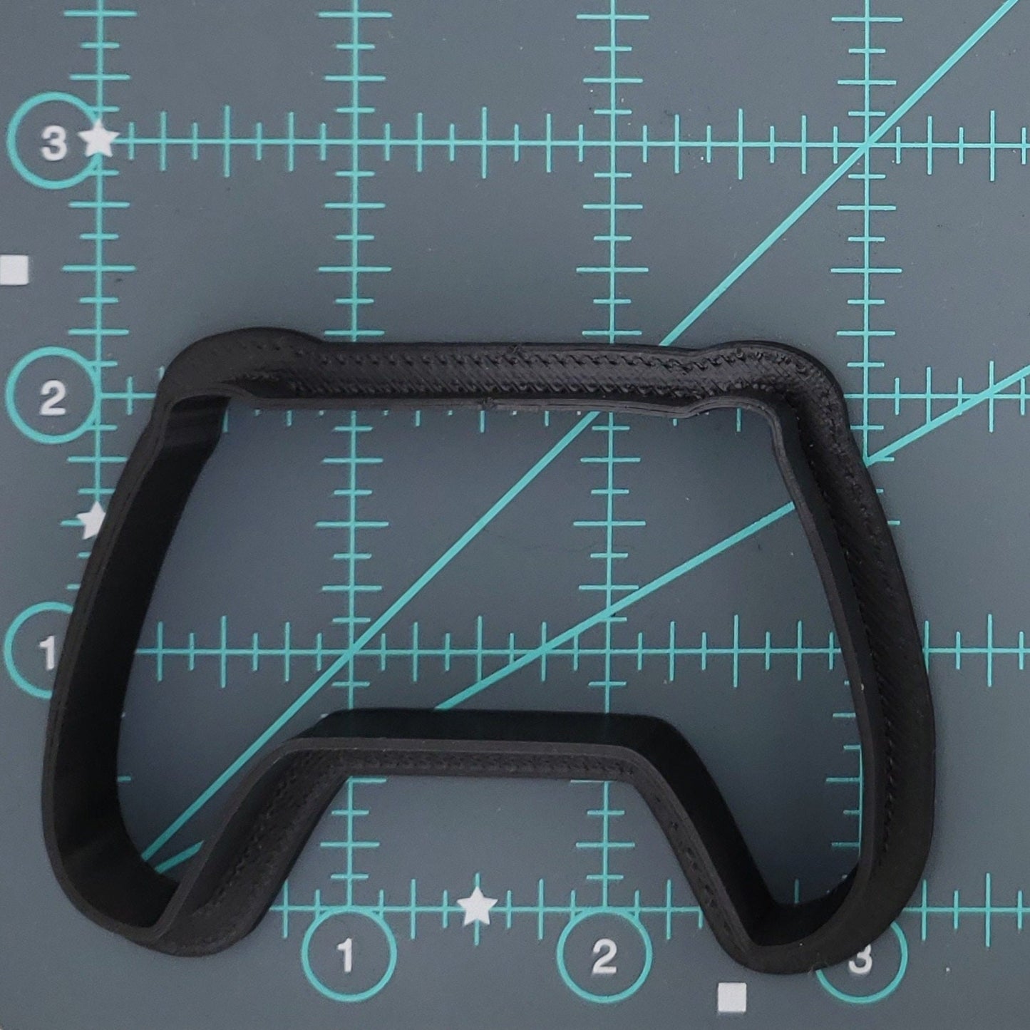 Game Controller Shaped Plastic Cookie Cutter - Video Game Cookie Cutter - Polymer Clay Cutter - Craft Cutters - 3d Printed Cookie Cutter