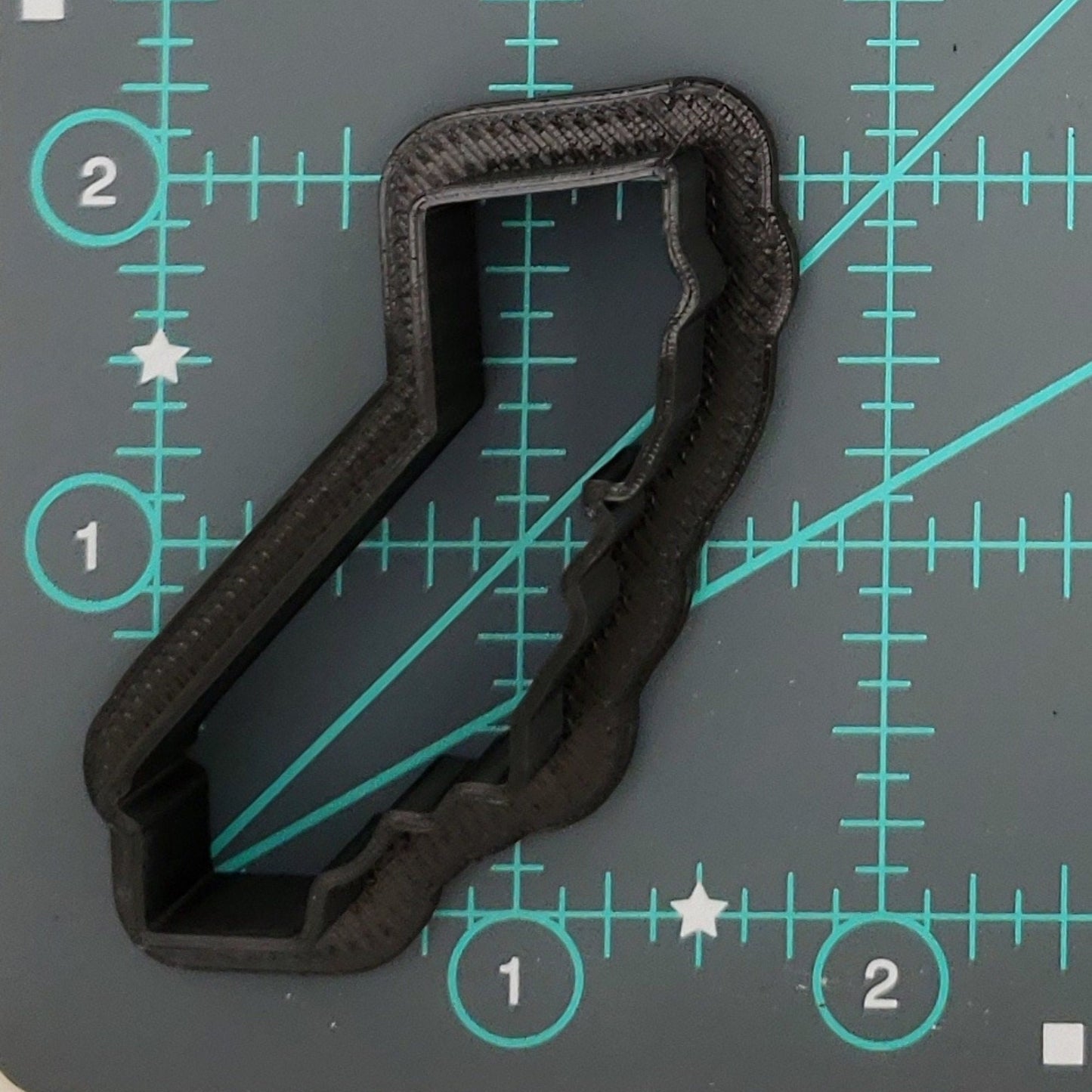 State of California Shaped Plastic Cookie Cutter - United States Cookie Cutter - Polymer Clay Cutter - Craft Cutters - 3d Printed Cutter