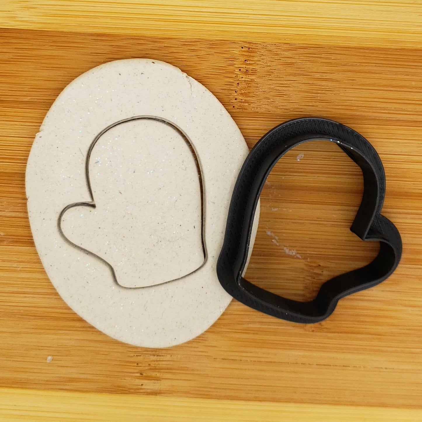 Mitten Shaped Plastic Cookie Cutter - Polymer Clay Cutter - Fondant Cutter - Craft Cutters - 3d Printed Cookie Cutter