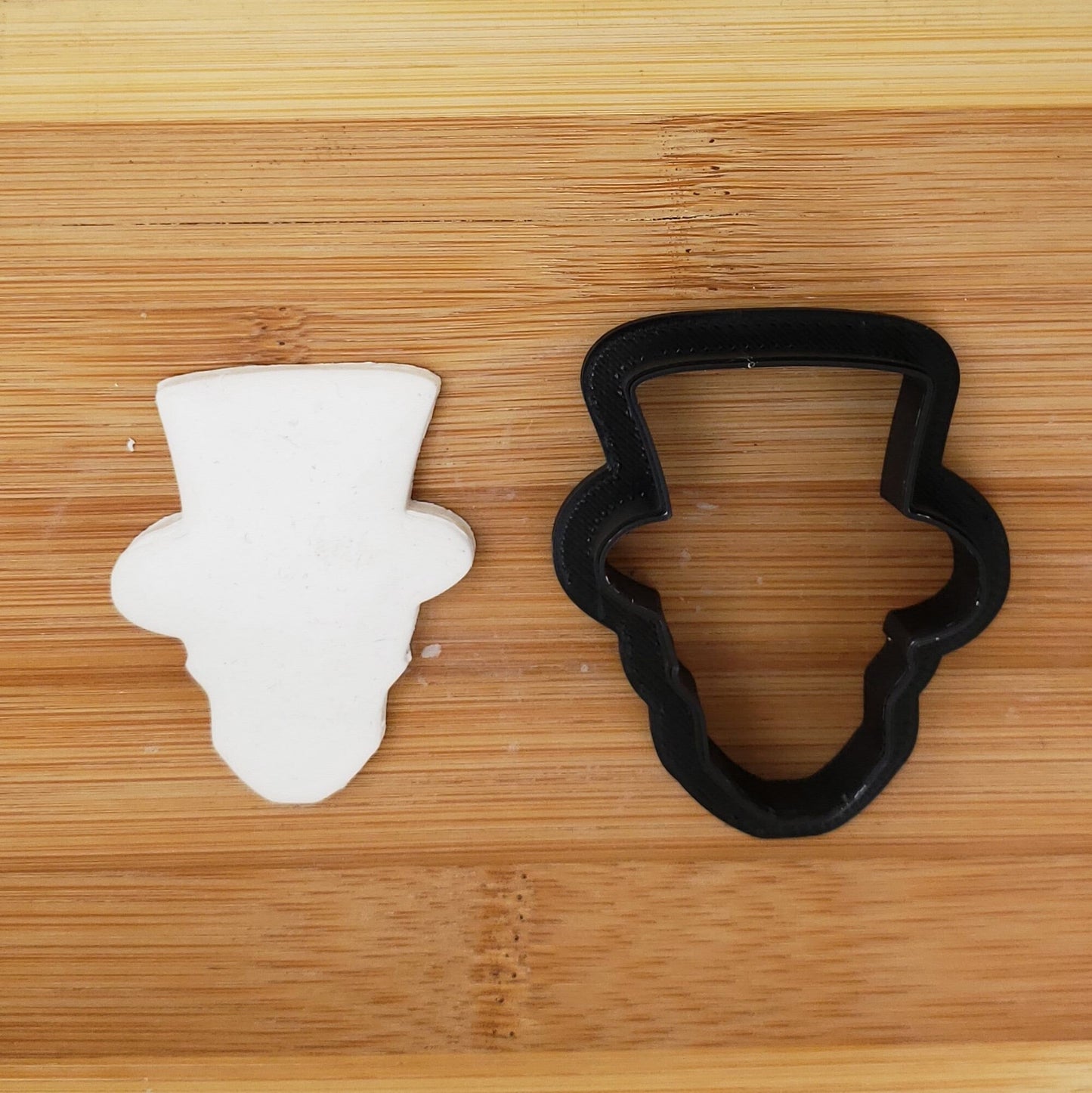 Skull with Hat Shaped Cookie Cutter