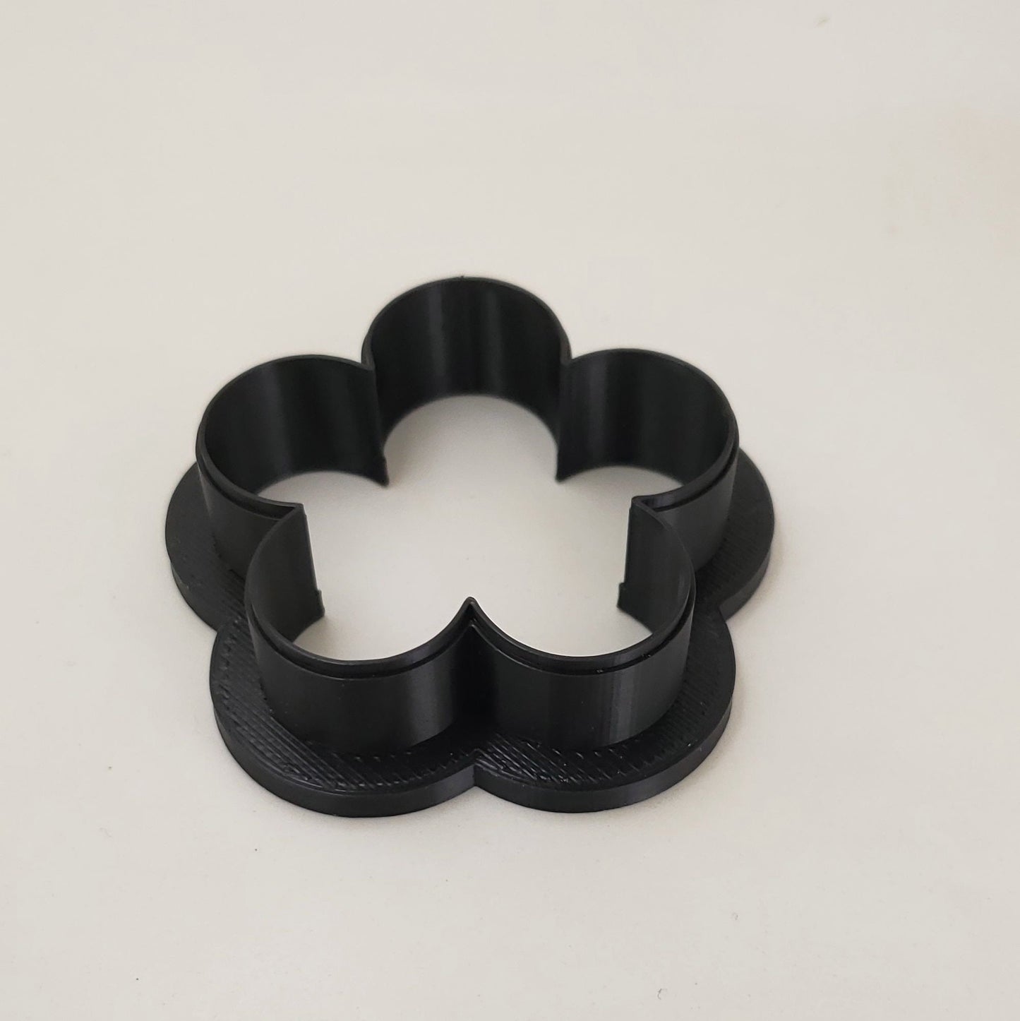 Daisy Flower Shaped Plastic Cookie Cutter