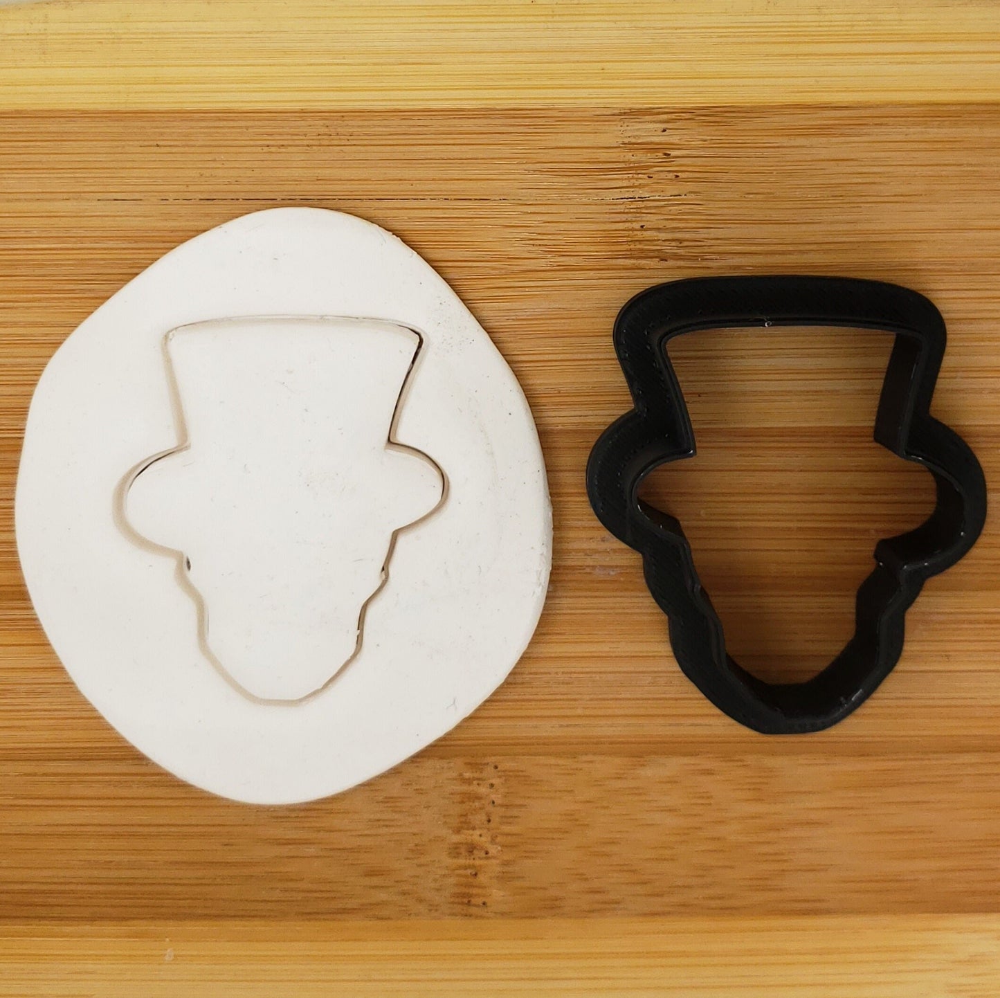 Skull with Hat Shaped Cookie Cutter
