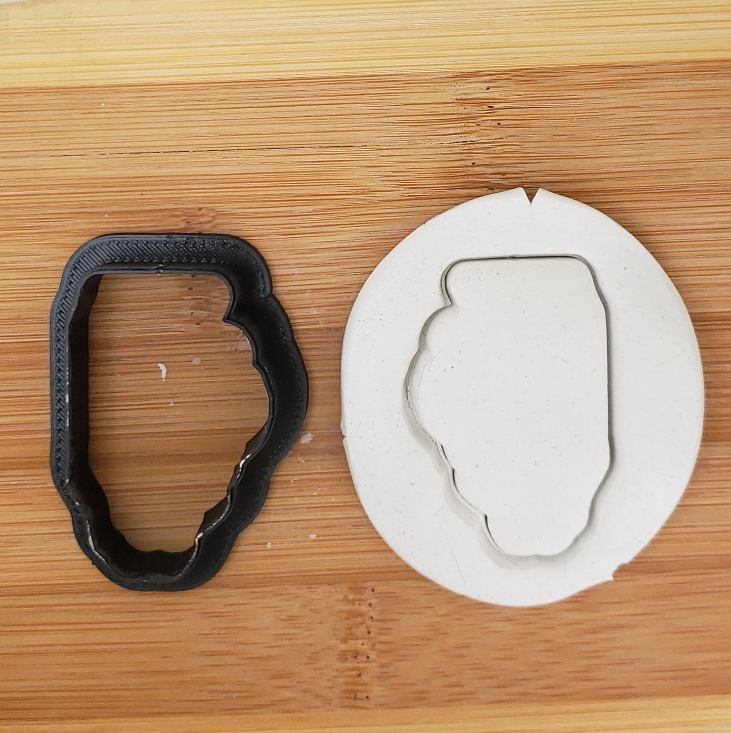 State of Illinois Shaped Cookie Cutter