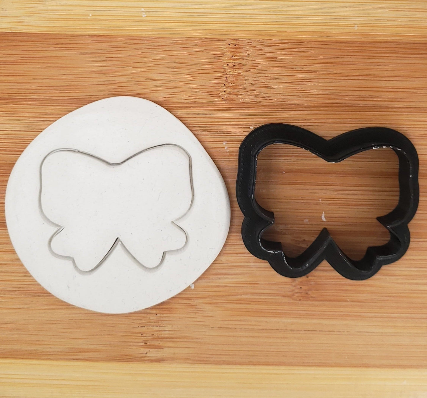 Bow with Ribbon Shaped Cookie Cutter